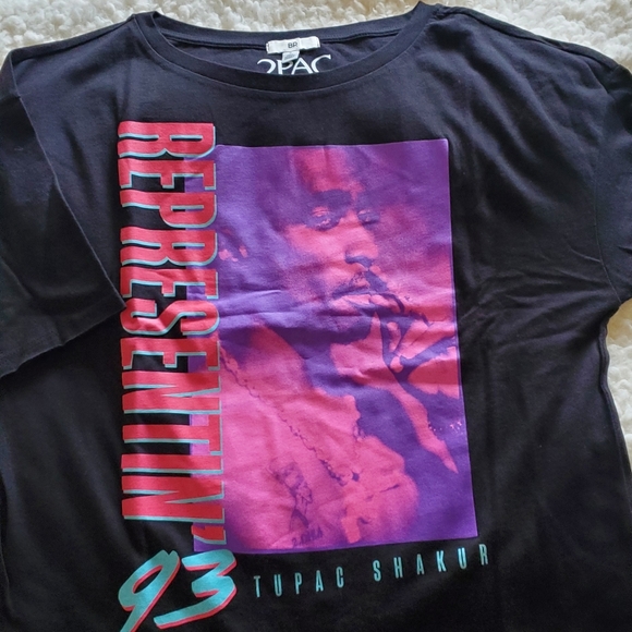 NWT 2PAC Black/Pink 93 Vintage Band Tee size Small /Oversized fit - Picture 5 of 11